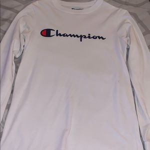 Long sleeve Champion shirt